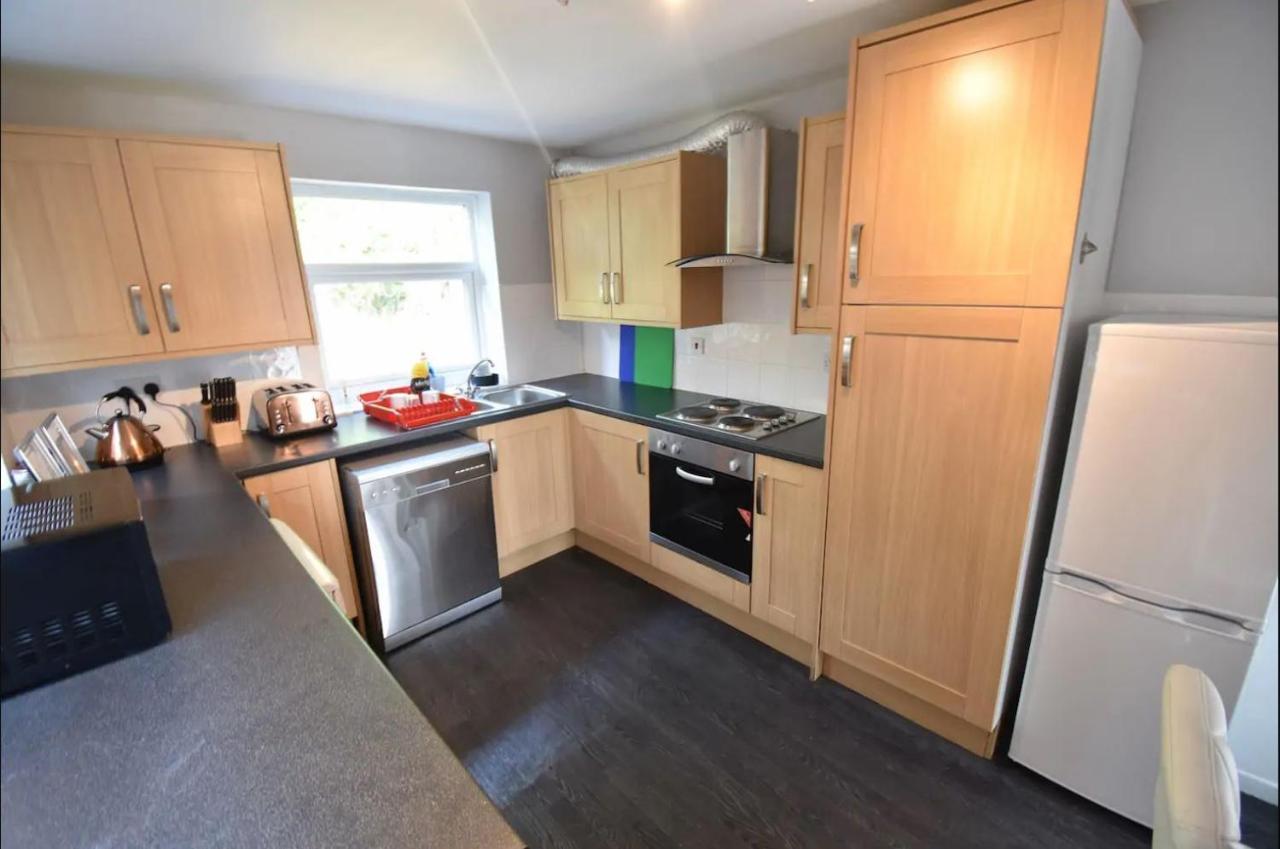 3-Bedroom Comfy Home In Solihull Extérieur photo